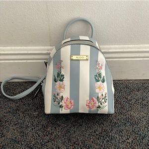 patagonia duffel bag 55l sale Black Hole Peach Sherbet Wake Color:P B and Jelly closing mesh pockets on Complete Deep Water Fish